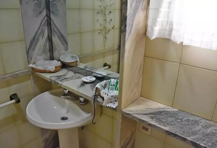 هتل Los Jazmines B&b