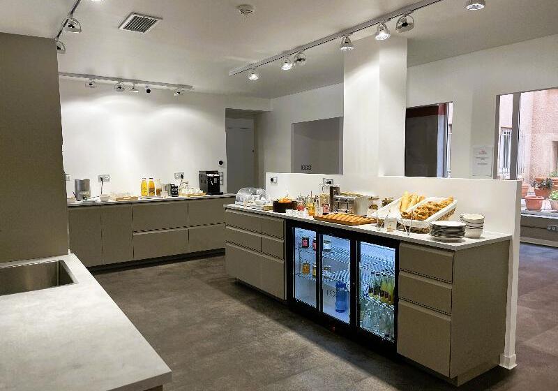 ホテル Hôtel Pb   Paris Barcelone