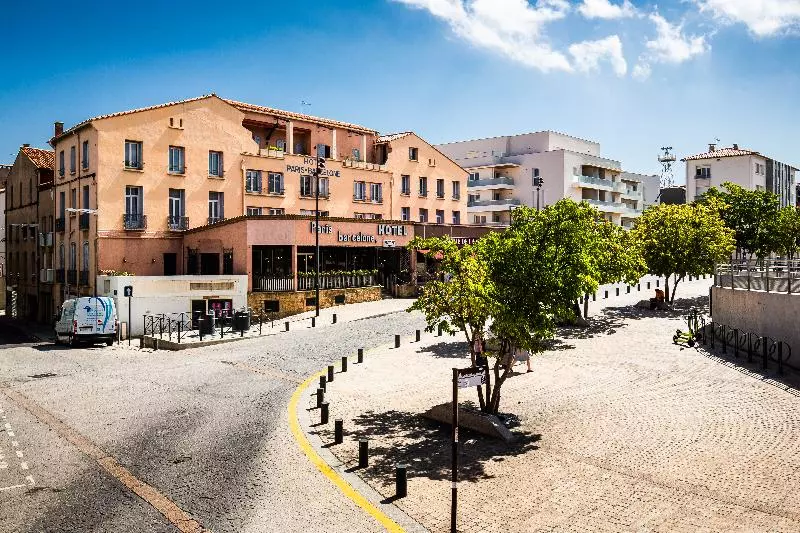 בית מלון כפרי Hôtel Pb Paris Barcelone