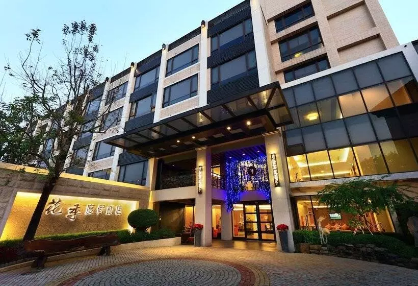 هتل Spring Hill Resort