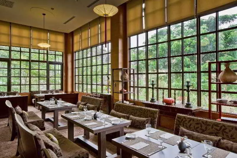 هتل Spring Hill Resort