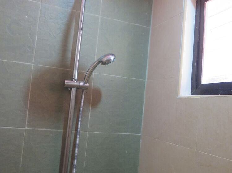 The Ritz Hotel At Garden Oases