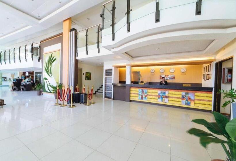 The Ritz Hotel At Garden Oases