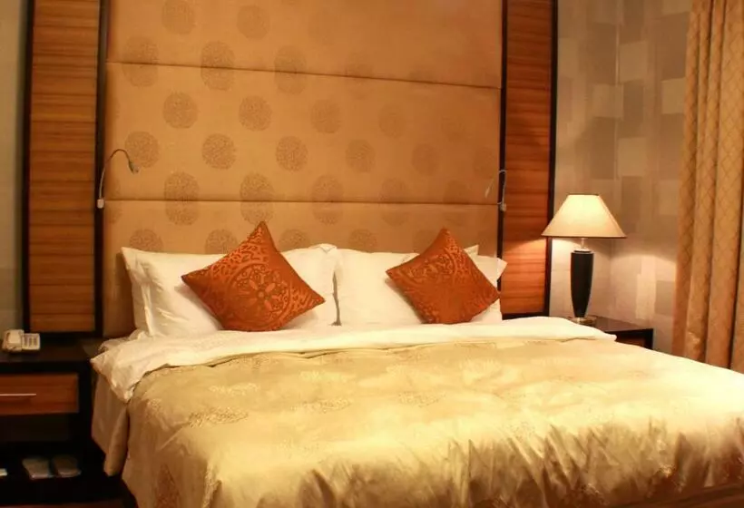 ホテル The Royal Mandaya