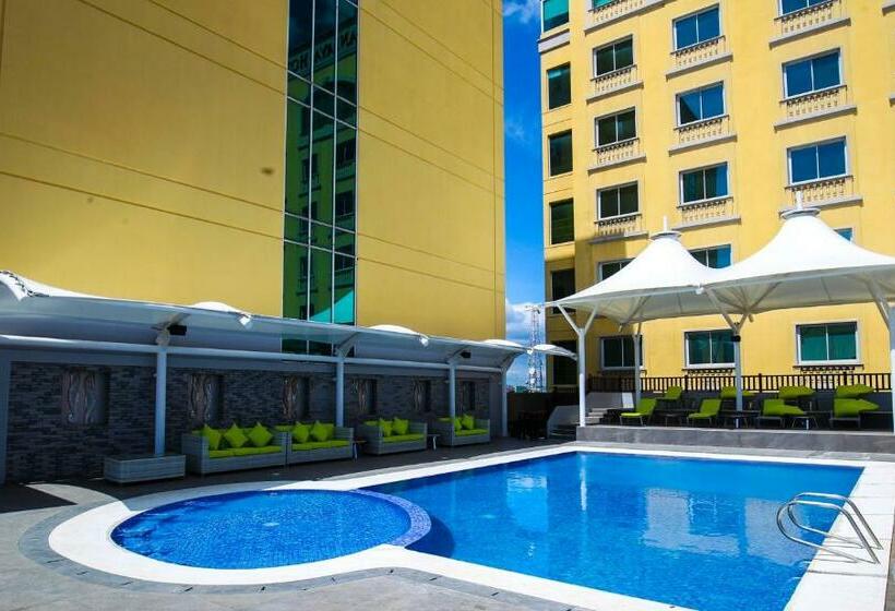 Отель The Royal Mandaya