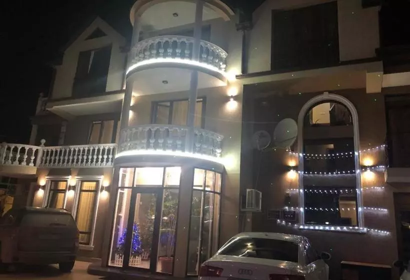 בית מלון כפרי U Zapolarya