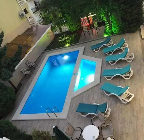 בית מלון כפרי U Zapolarya