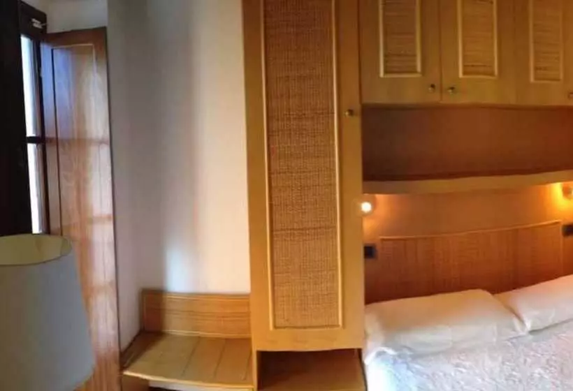 Отель Albergo Ristorante Paradiso