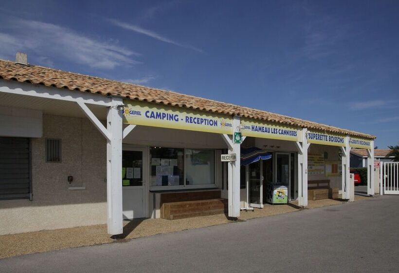 ホテル Camping Hameau Des Cannisses