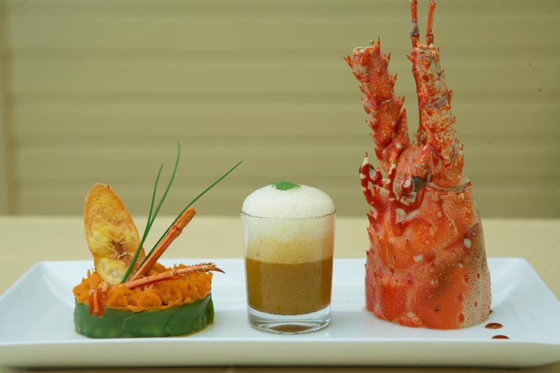 هتل Esmeralda Resort