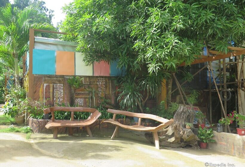 בית מלון כפרי Four Seasons Seaview