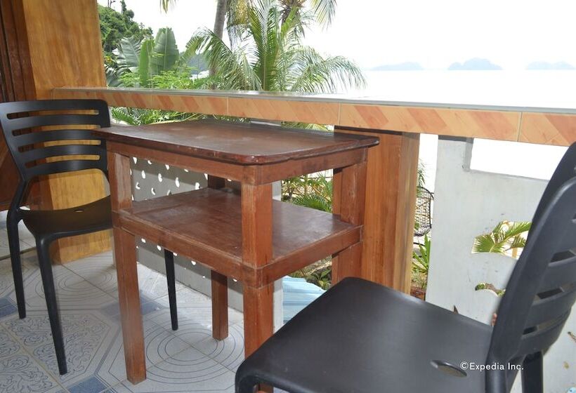 בית מלון כפרי Four Seasons Seaview