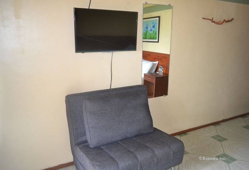 בית מלון כפרי Four Seasons Seaview