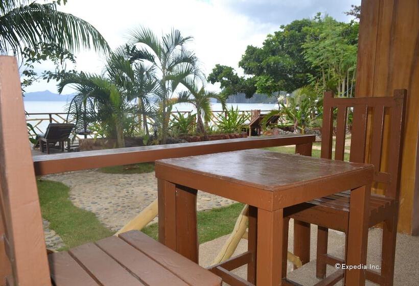 בית מלון כפרי Four Seasons Seaview