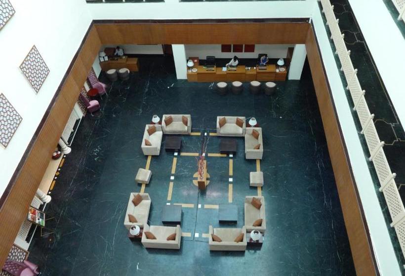 فندق Golden Tulip Udaipur