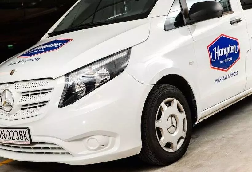 هتل Hampton By Hilton Warsaw Airport