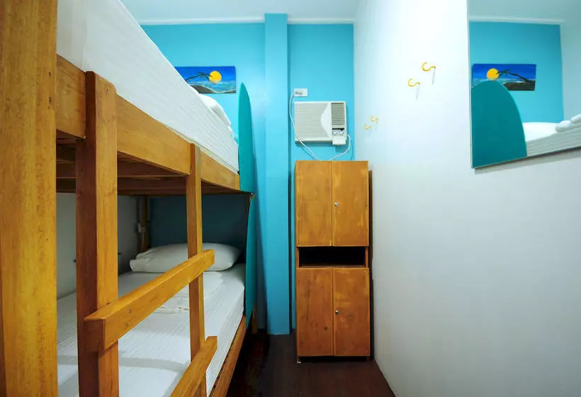 Отель Mnl Boutique Hostel
