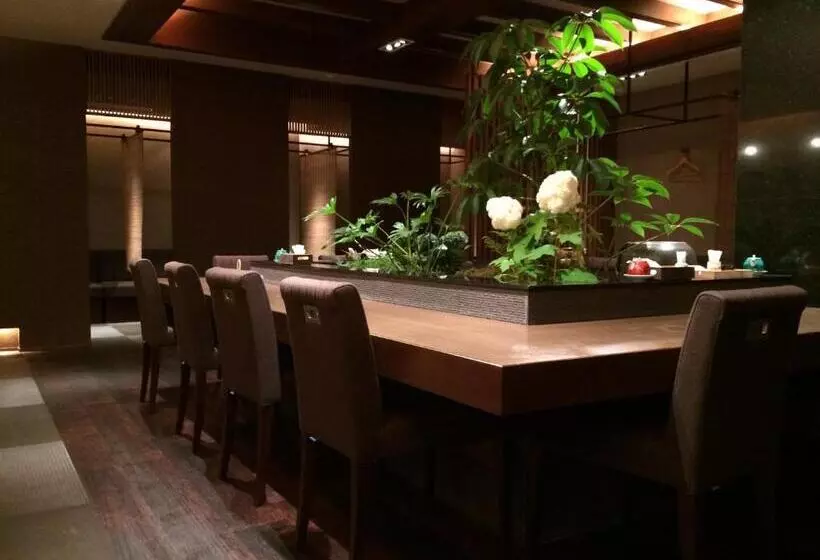 ホテル New Tanaka