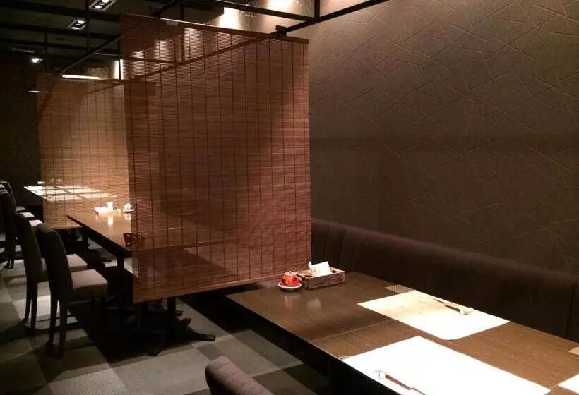 ホテル New Tanaka