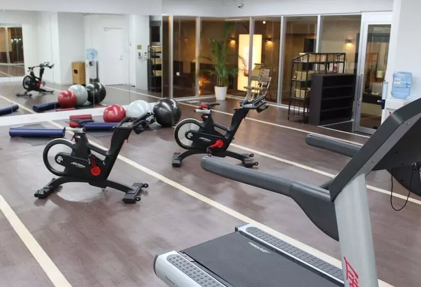 فندق Okinawa Kariyushi Resort Exes Ishigaki