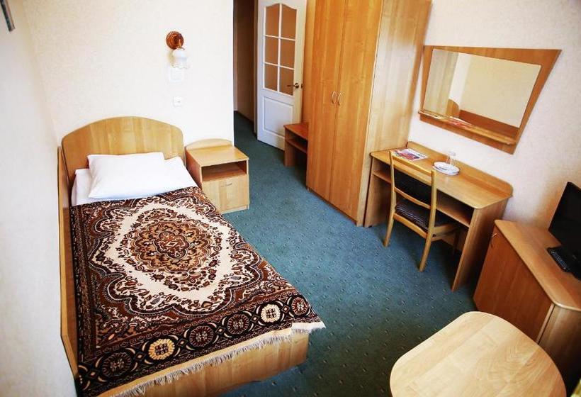 Hotel Oktyabrskaya