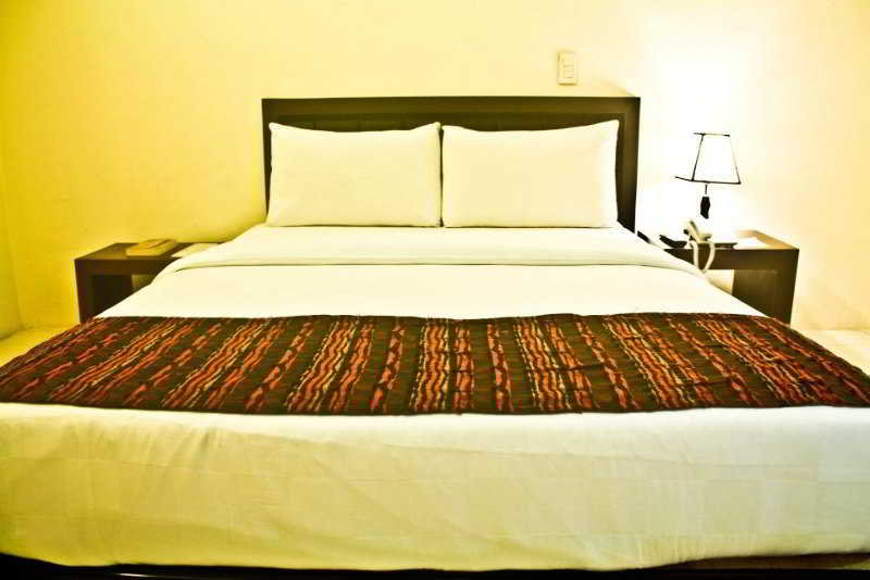 فندق Reddoorz Plus @ One Liberty  Kalayaan Avenue