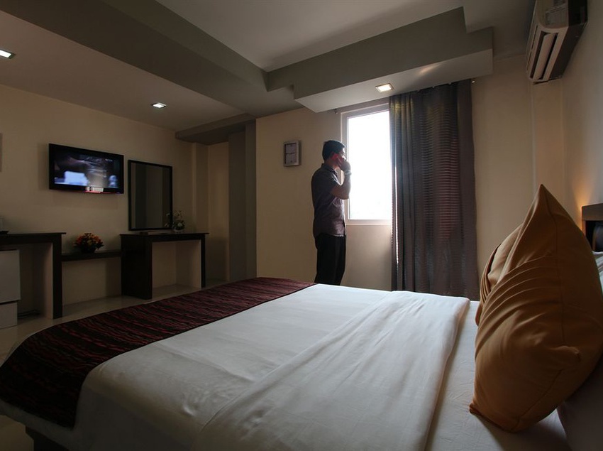 فندق Reddoorz Plus @ One Liberty  Kalayaan Avenue