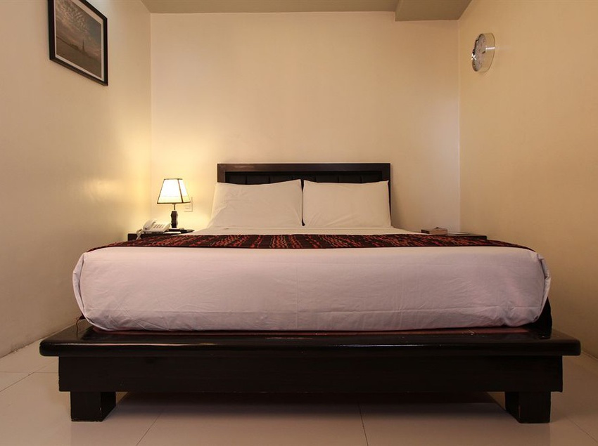 فندق Reddoorz Plus @ One Liberty  Kalayaan Avenue