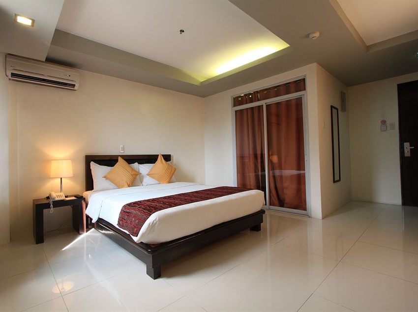 فندق Reddoorz Plus @ One Liberty  Kalayaan Avenue