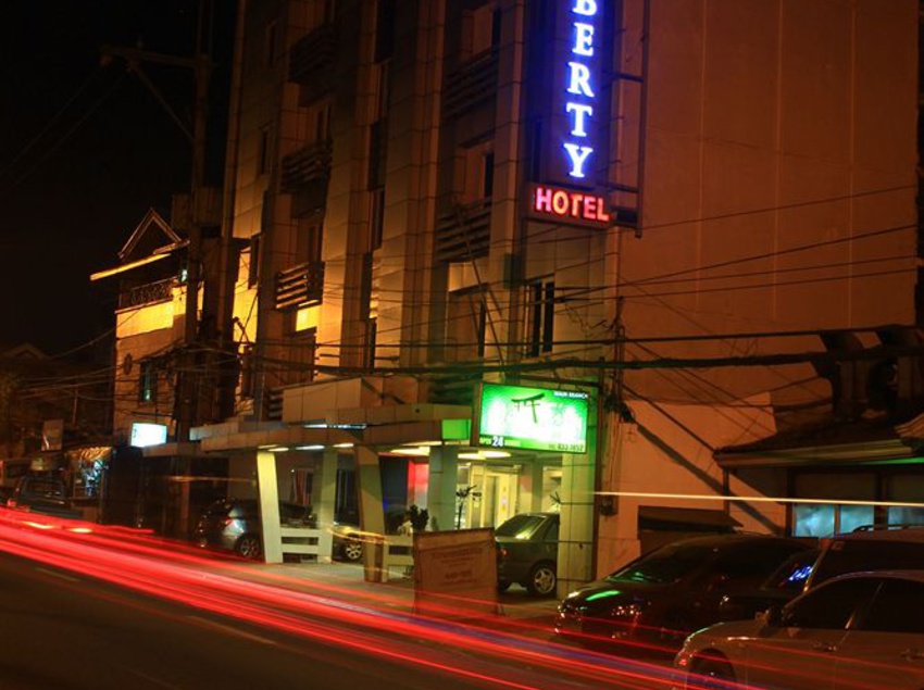 فندق Reddoorz Plus @ One Liberty  Kalayaan Avenue