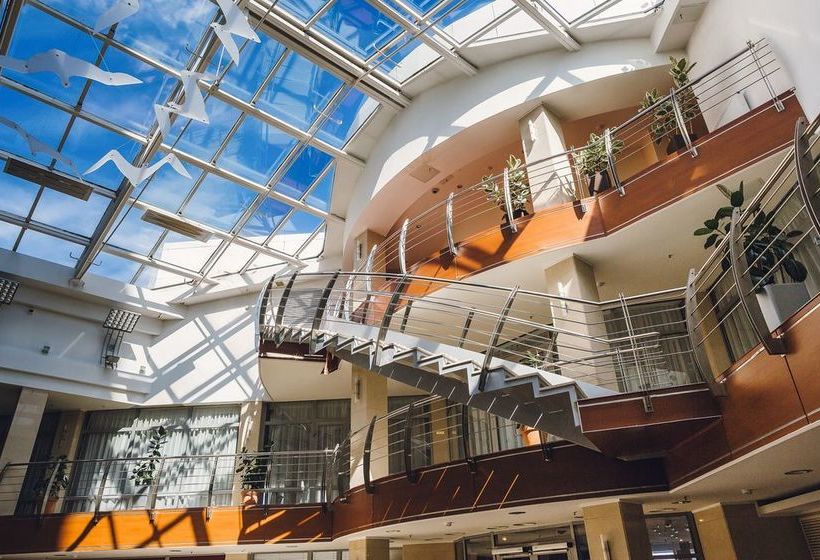 酒店 Cosmos Petrozavodsk