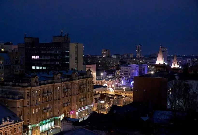 בית מלון כפרי Pioner Lux