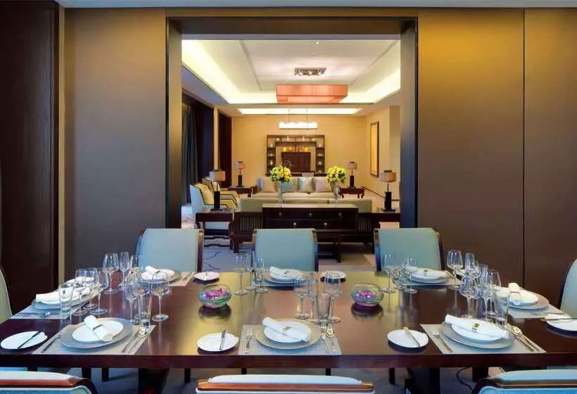 هتل Radisson Blu Chongqing Sha Ping Ba