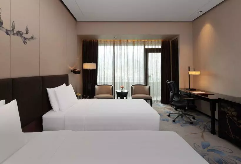هتل Radisson Blu Chongqing Sha Ping Ba