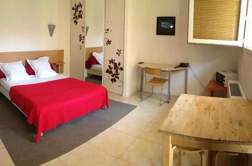 호텔 Résidence Hôtel Residella