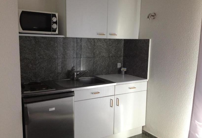 هتل Résidence Hôtel Residella