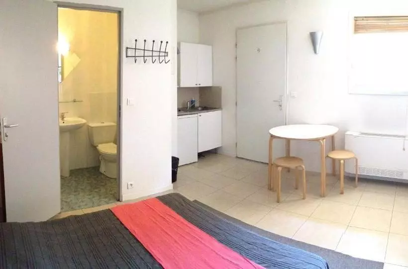 호텔 Résidence Hôtel Residella