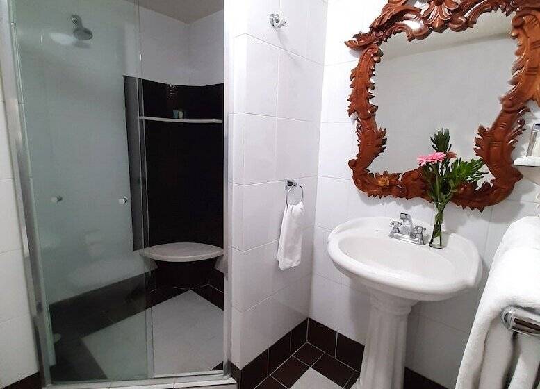 Отель Residence L´ Heritage Royal Colonial By Bluebay