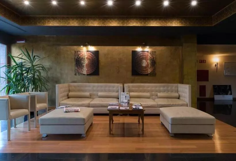 هتل Thai Si Royal Thai Spa