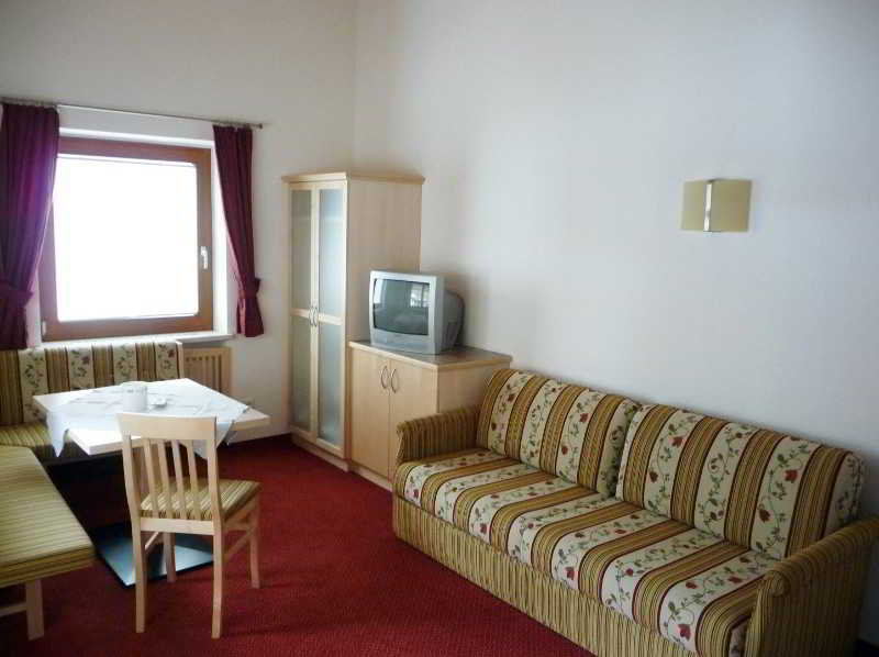 膳宿费 Alpenheim Jörgele