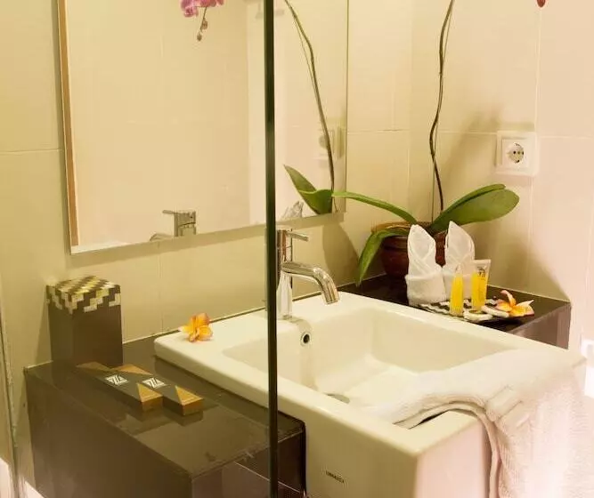 Ping Hotel Seminyak Bali