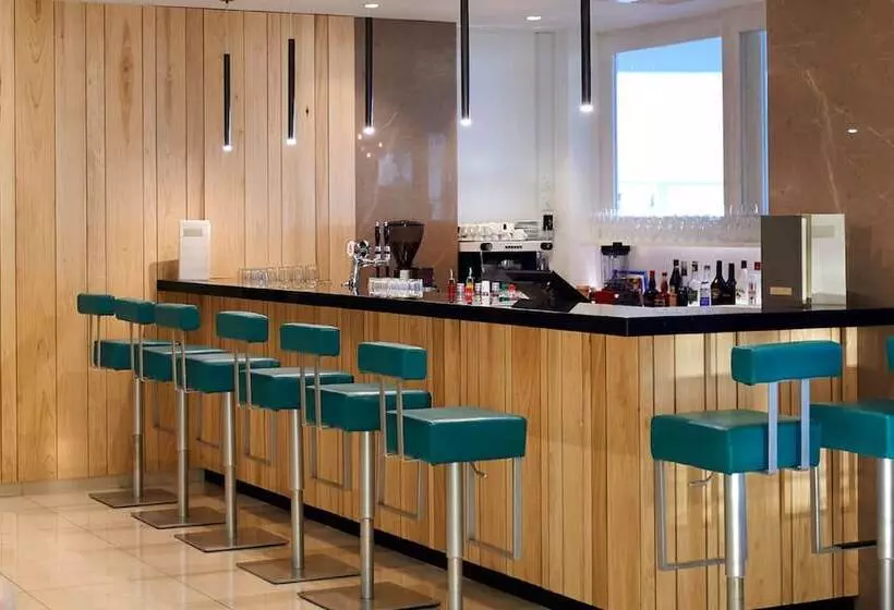 Sunrise Oasis Hotel & Waterpark