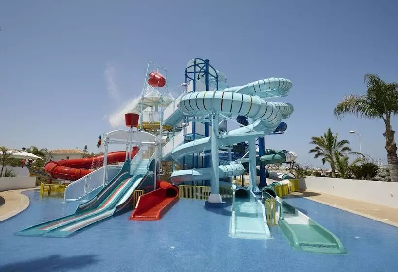 Sunrise Oasis Hotel & Waterpark