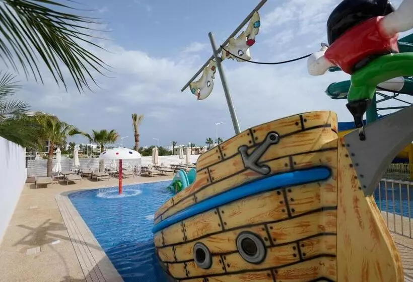 Sunrise Oasis Hotel & Waterpark