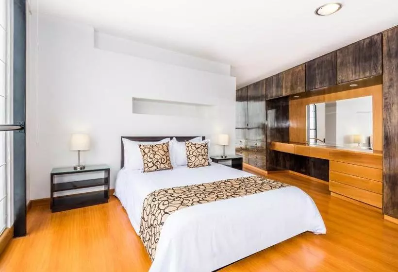 Travelers Suites Gold