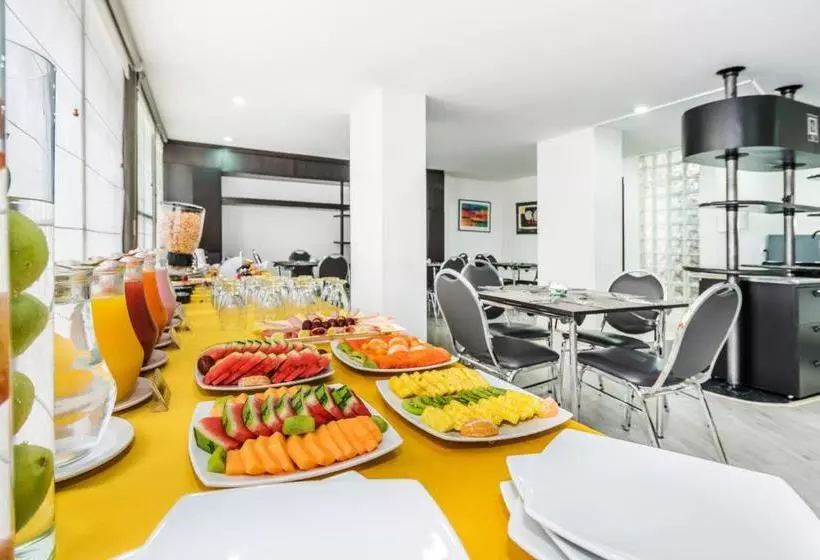 Travelers Suites Gold