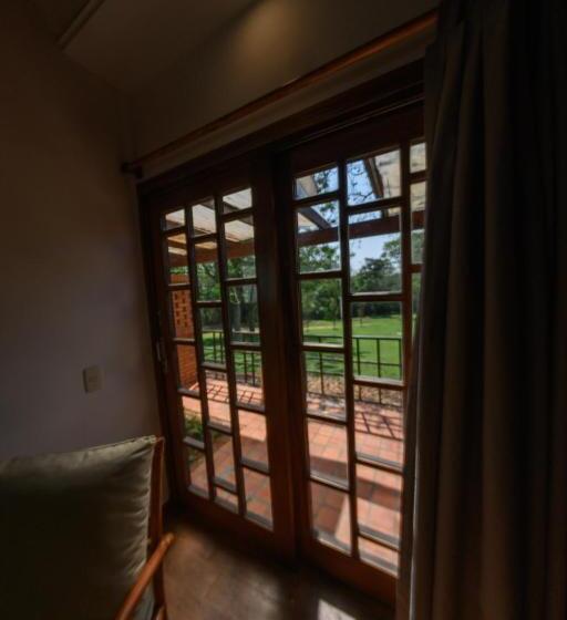 هتل Alta Gracia Parque