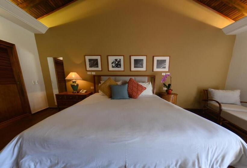 هتل Alta Gracia Parque