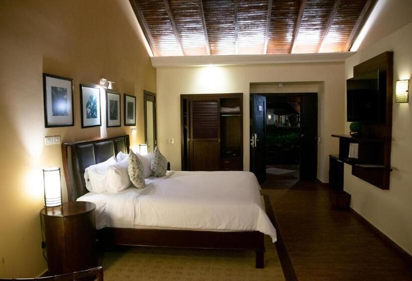 هتل Alta Gracia Parque