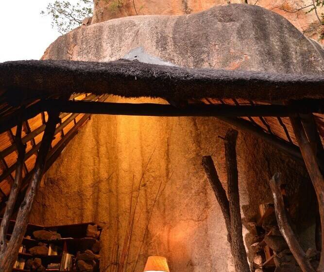 هتل Amalinda Lodge